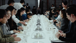 People at a restaurant ready to be served carbon